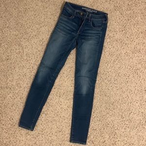 American Eagle super stretch skinny jeans, size 6L